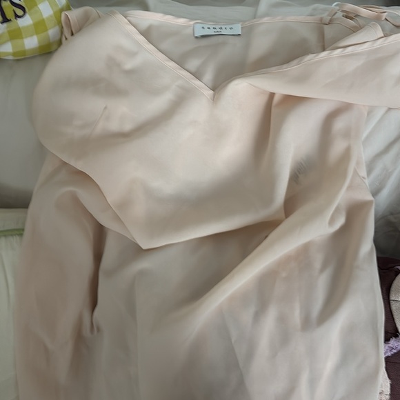 FLASH SALE!
Gently worn Sandro dress in size 34! - Picture 8 of 9